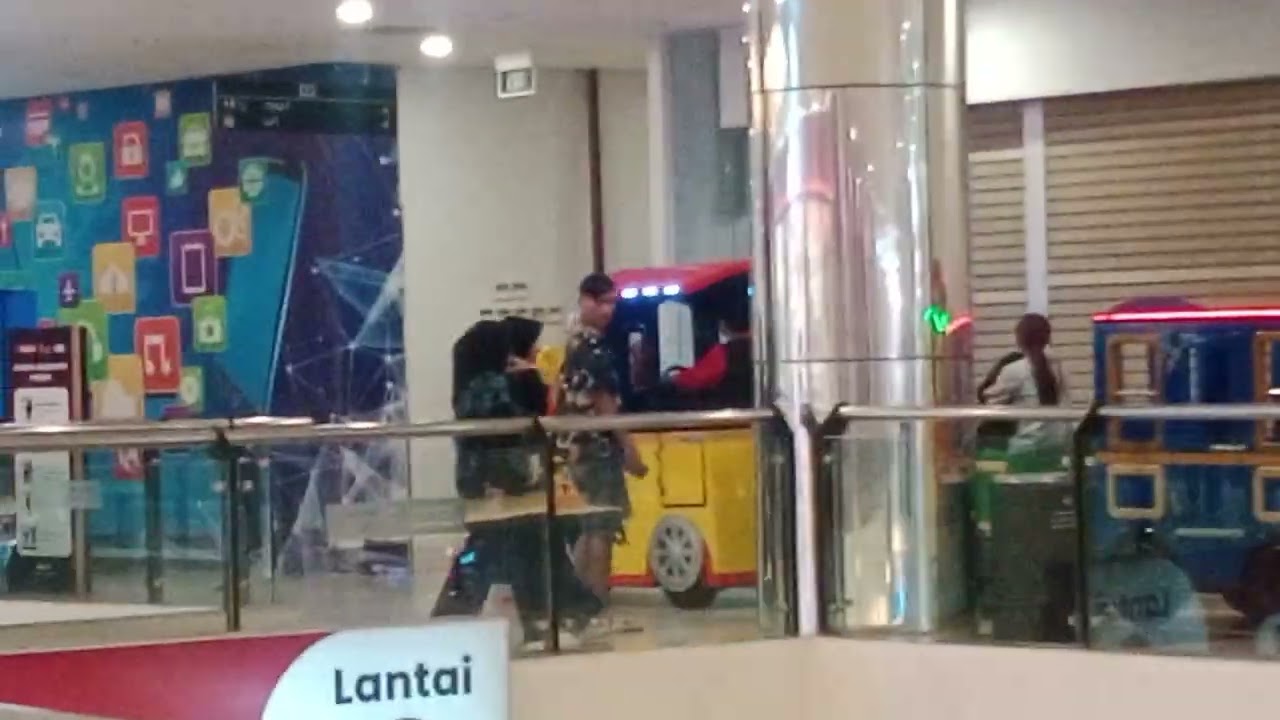 Naik kereta api Tut Tut Tut 