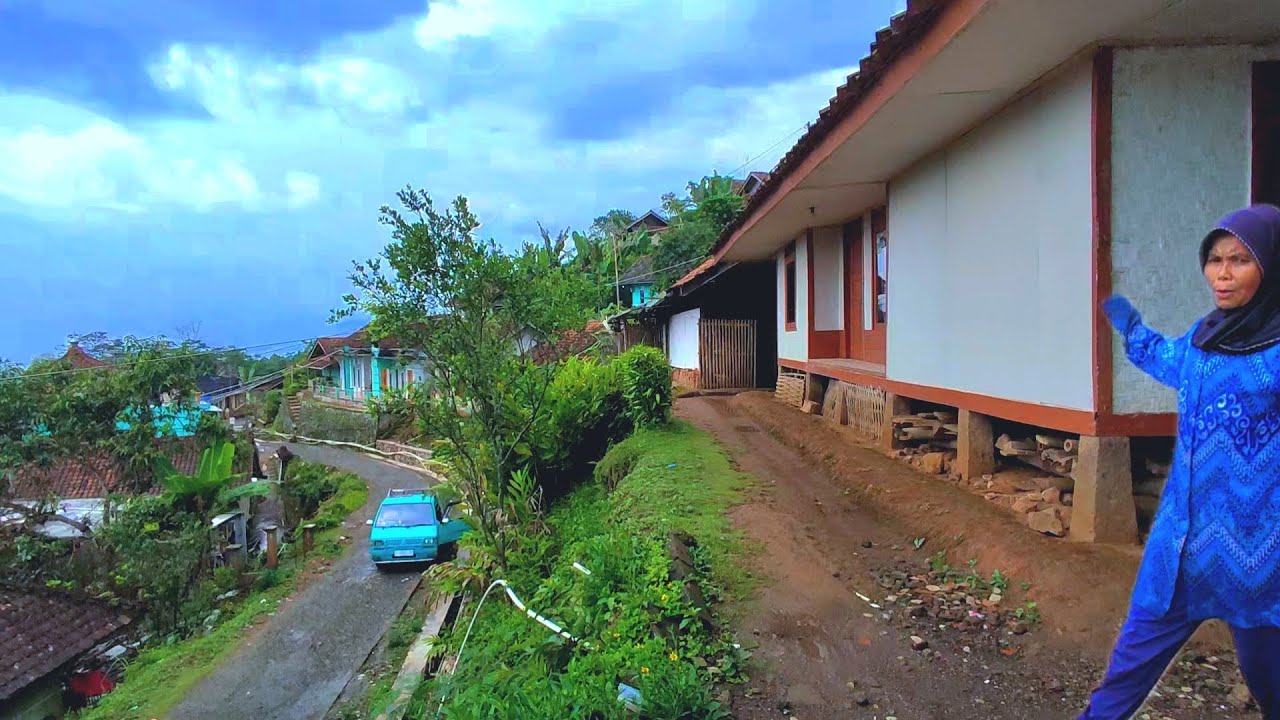 Kampung Sunda .!! Mengunjungi Kampung Tertinggi Di Atas Awan, Pedesaan jawa Barat