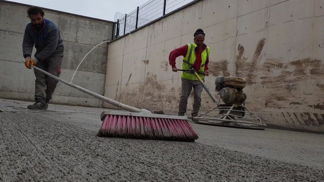 FIRÇALI BETON NASIL UYGULANIR?