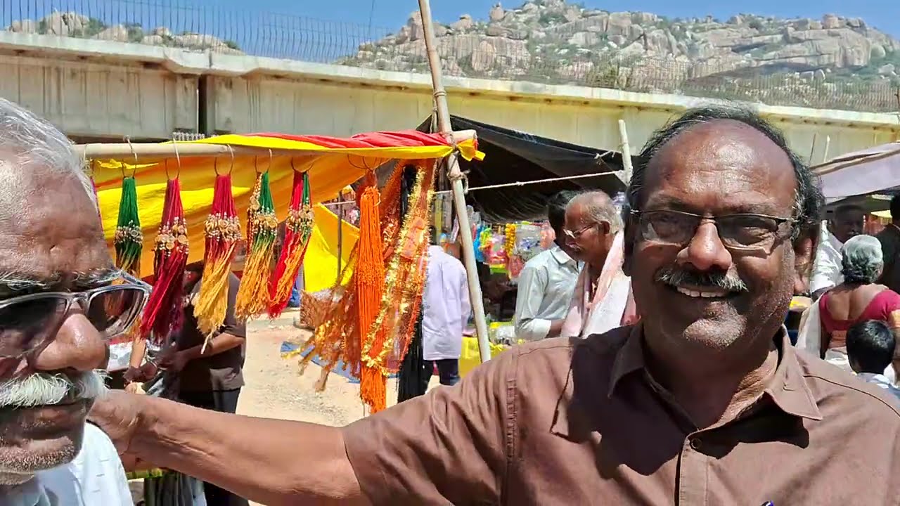ఆలయంలో భక్తుల రద్దీ | దేవి దర్శనానికి జనసందోహం - Crowd in Temple | Devotees Gathering Divine Darshan