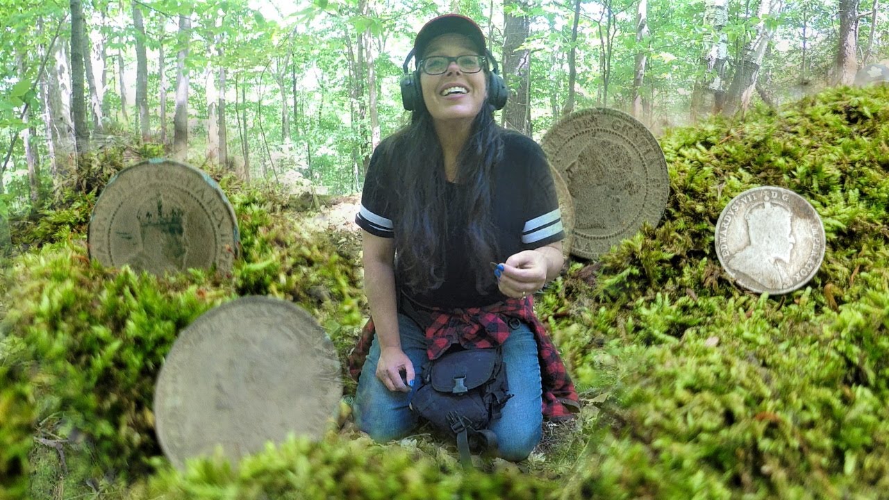 Metal detecting sweet old coins!