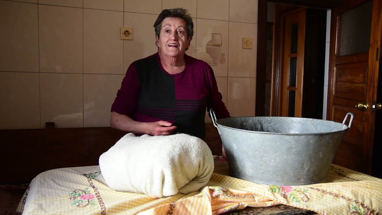 Faendo'l pan sobáu. Ambás. Pascua 2021. ATO d'Ambás (ATOAM).