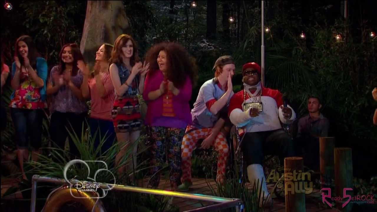 Austin Moon (Ross Lynch) - Na, Na, Na (The Vacation Song) [HD]