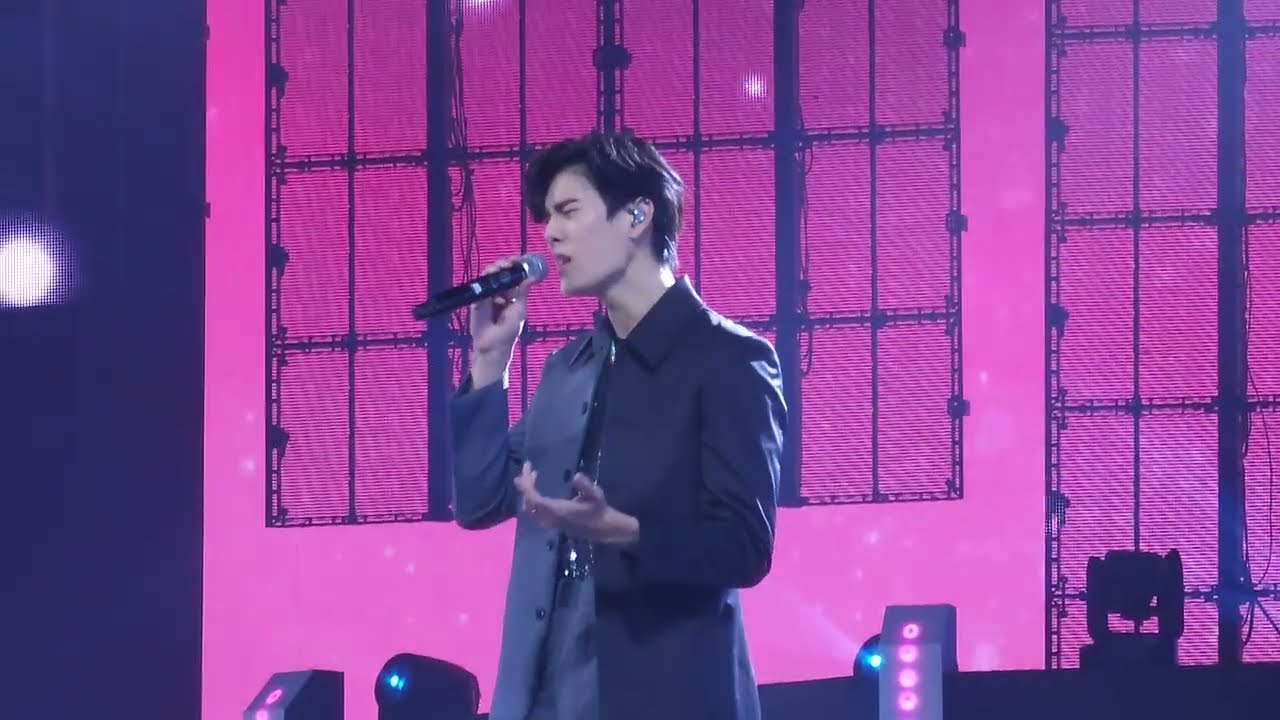 รักแรก First Love (Phuwin Focused) | Gemini Phuwin Joong Jimmy #LOLFanFest2023 #LOLFanFest2023D2