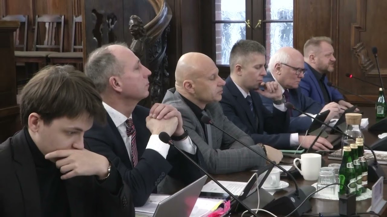RADNI PRZEKAZALI DZIAŁKĘ POD BUDOWĘ NOWEJ KOMENDY POLICJI