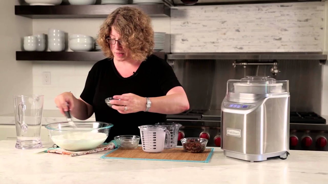 Cool Creations&trade; Ice Cream Maker (ICE-70) Demo Video