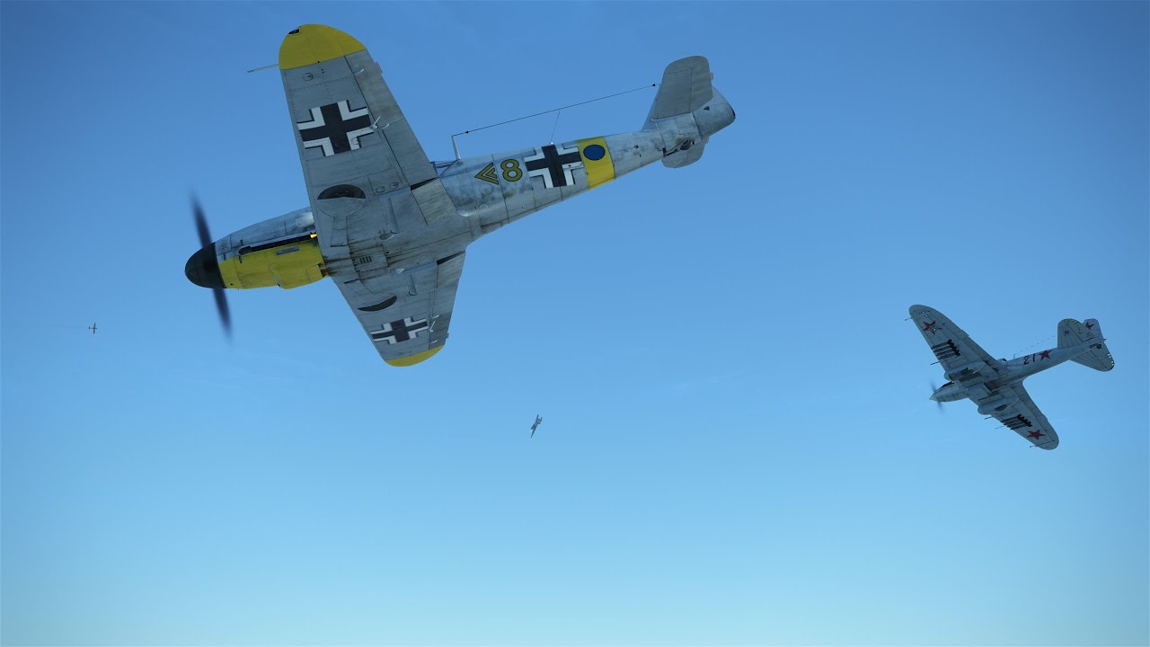 Bf109 vs 2 IL-2 & Hurry | FRONTLINE