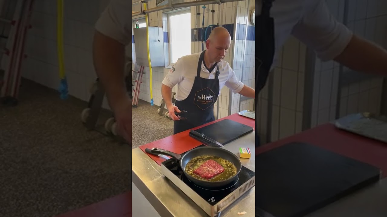 Onze slager Herman vertelt: Waar bevindt zich de sukade in de koe en hoe maak je die het beste klaar