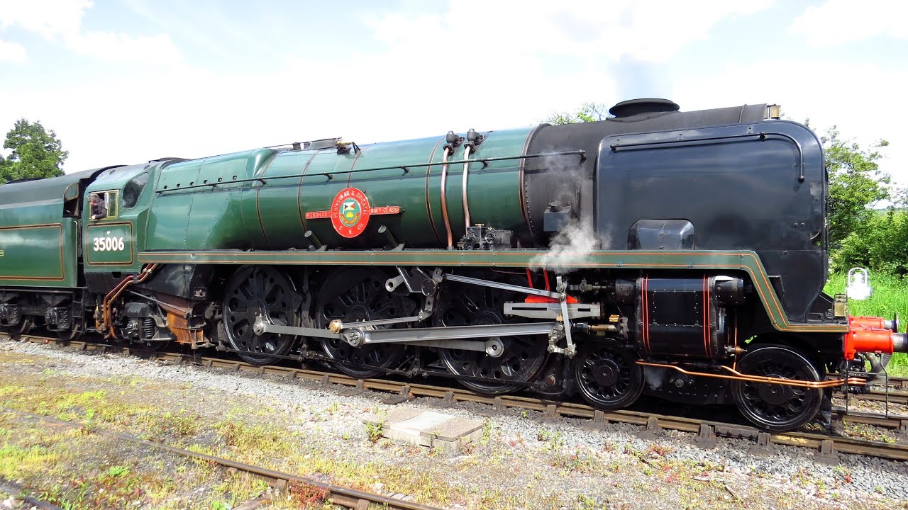 Merchant Navy  35006 P and O, GWR 7903 Foremark Hall, GWR 7820 Dinmore Manor at the GWR  May 2024
