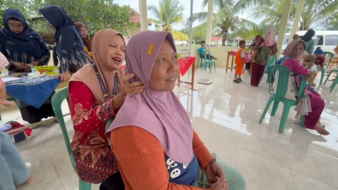 Lomba posyandu siklus hidup desa prabumilih I kecamatan muara lakitan