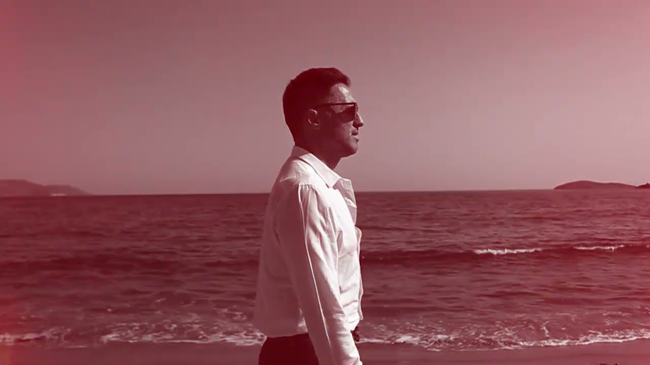 Adam Tsarouchis - Walk (Official Video)