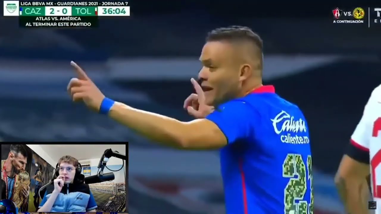 DAVOXENEIZE REACCIONA A F&uacute;tbol Latinoamericano OUT OF CONTEXT #1