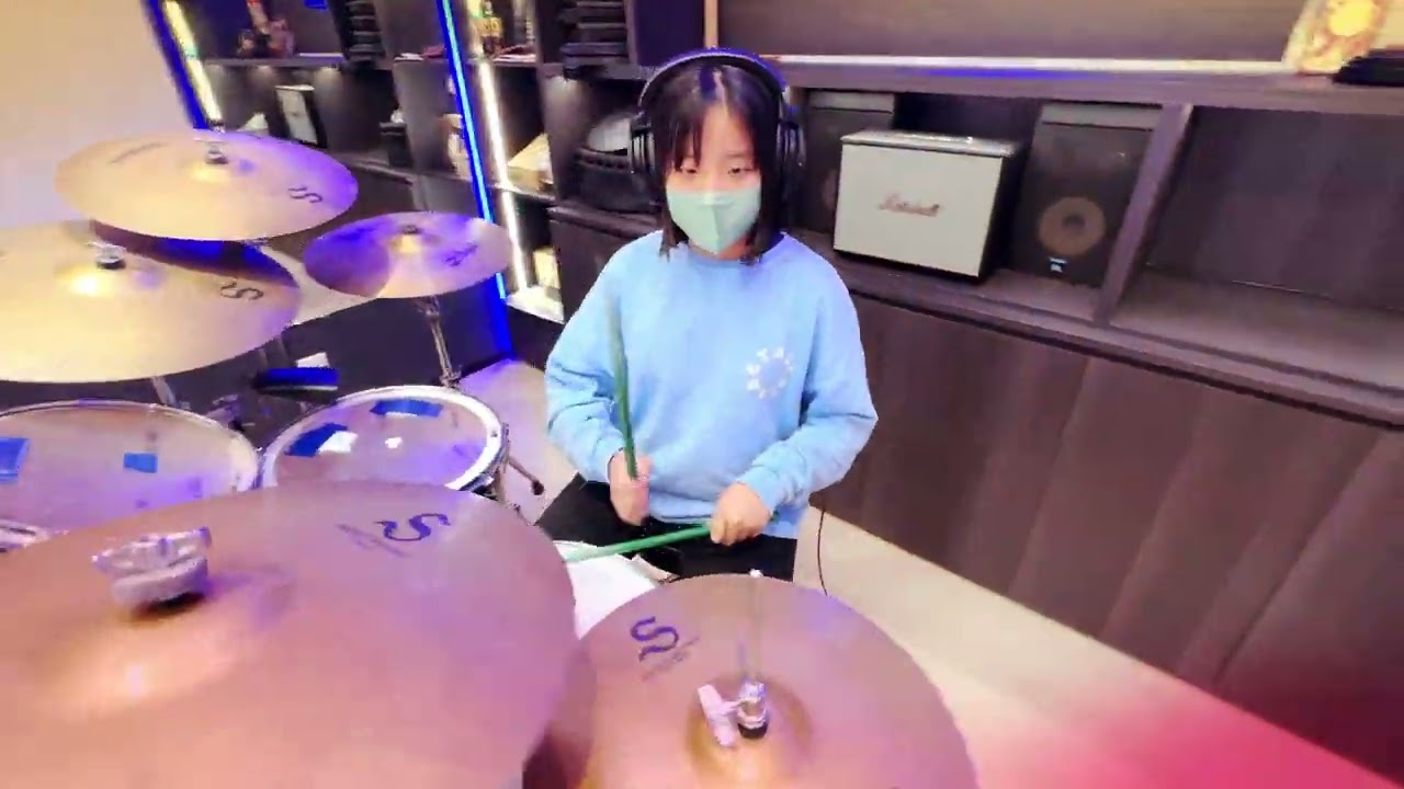愛不需要裝乖 drum cover by 楊子歆