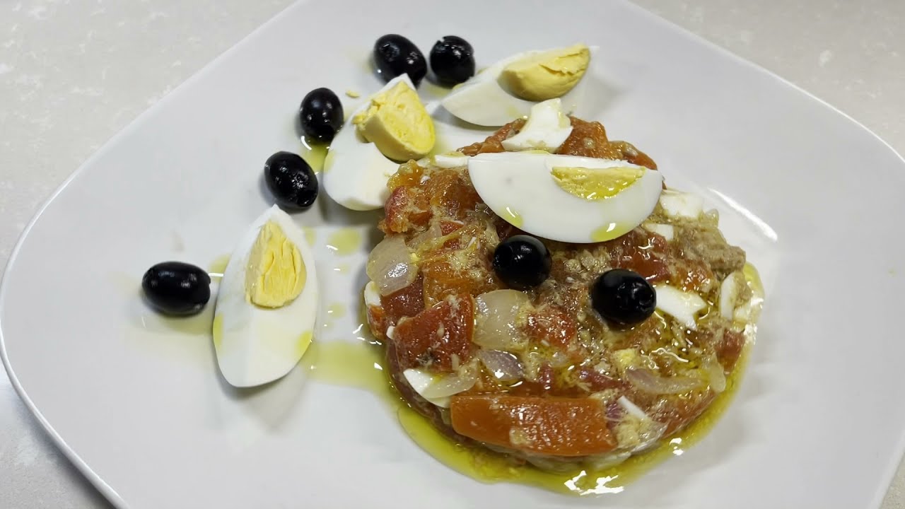 ENSALADILLA DE PIMIENTOS Y SOPA FRÍA DE MELÓN