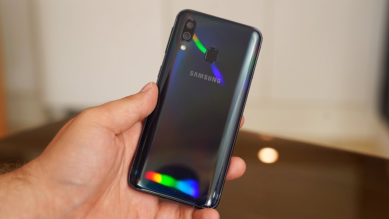 Samsung Galaxy A40 - recenzja, Mobzilla odc. 485