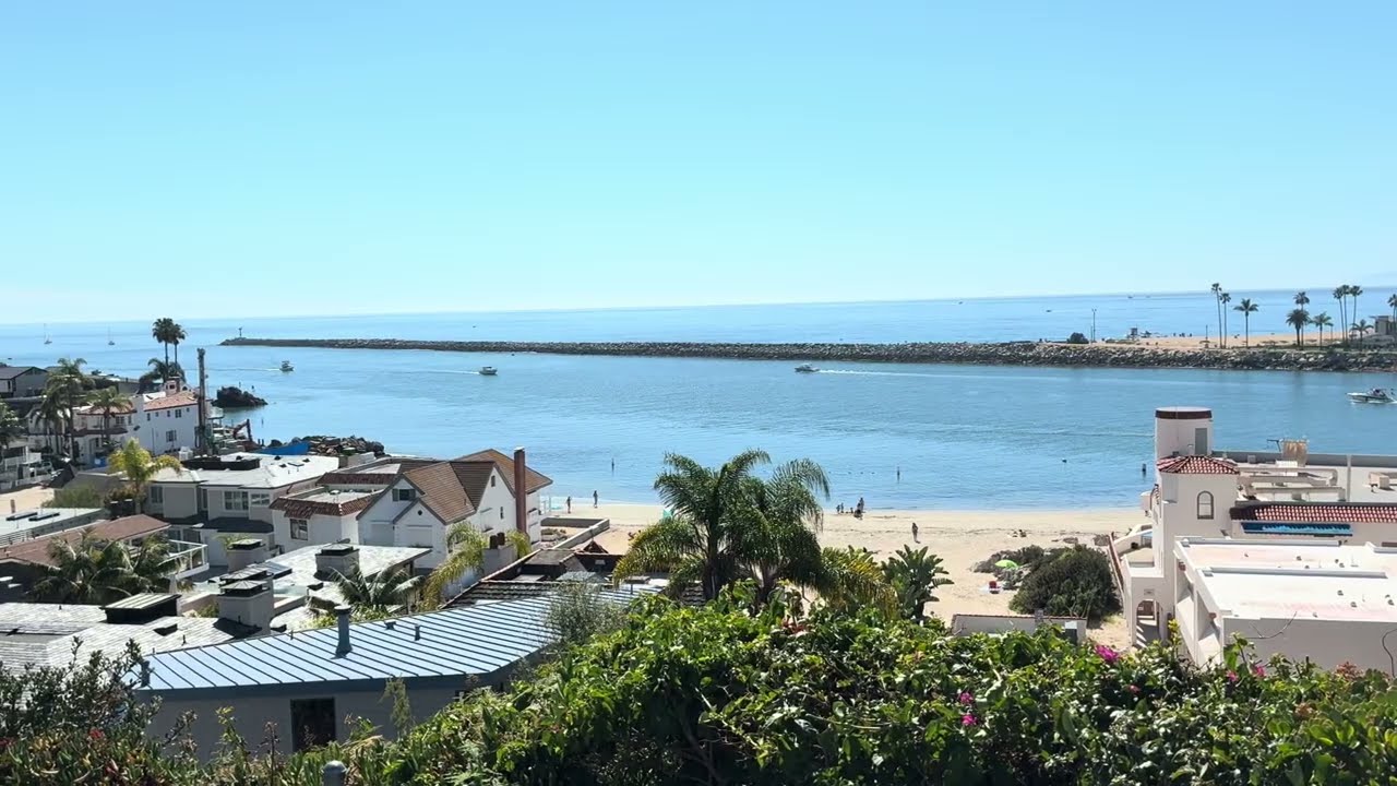 Newport Harbor - The Wedge!  #newport #orangecounty #california 