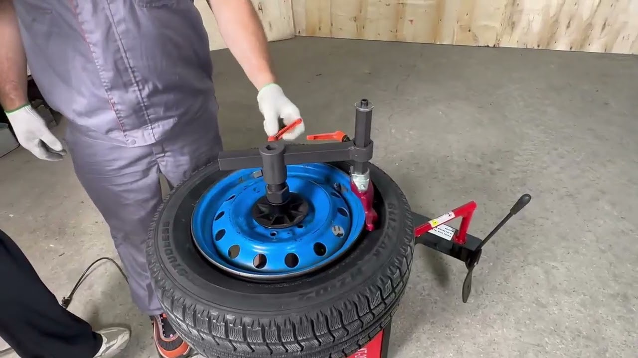 KATOOL MINI TIRE CHANGER MACHINE KT-2002P USE VIDEO (2025)