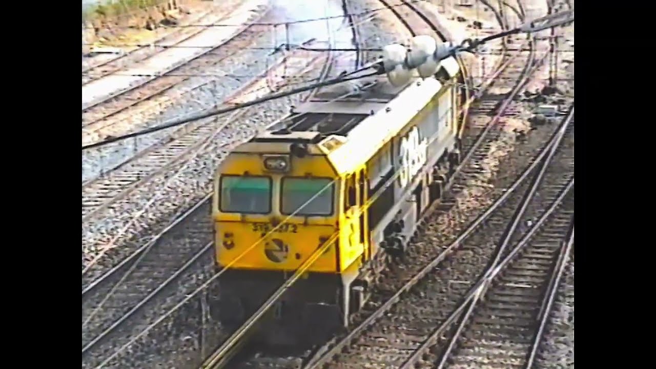 Trenes en Ourense y  Monforte de Lemos, año 2004