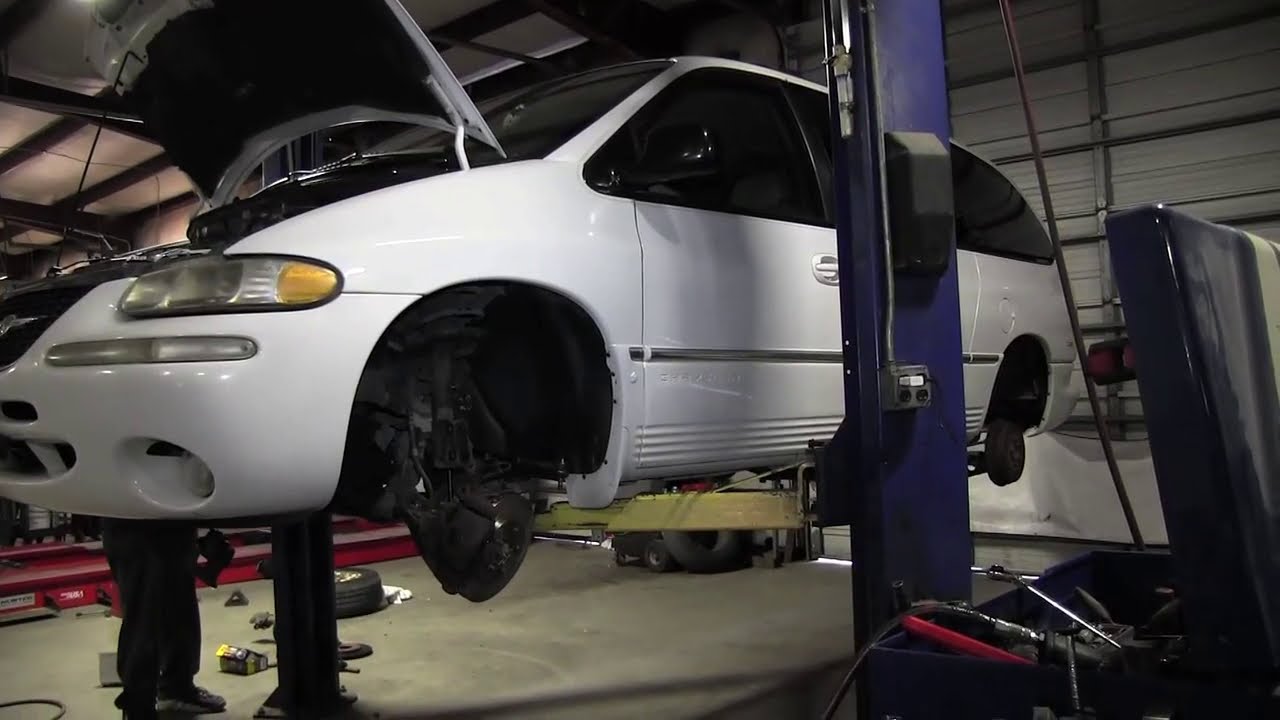 Replacement of Front Complete Strut Assemblies on a 1999 Chrysler Town & Country LXi l SENSEN Shocks