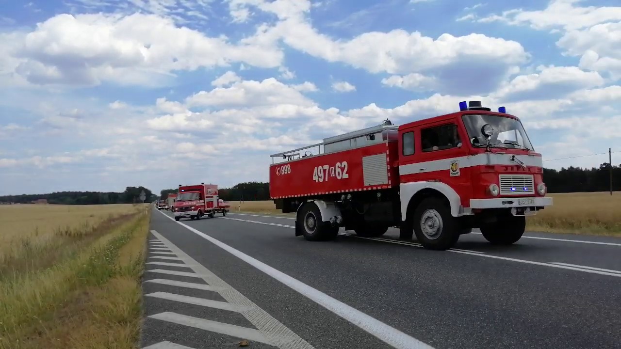 Korowód z okazji XI FIre Truck Show Główczyce 2019,