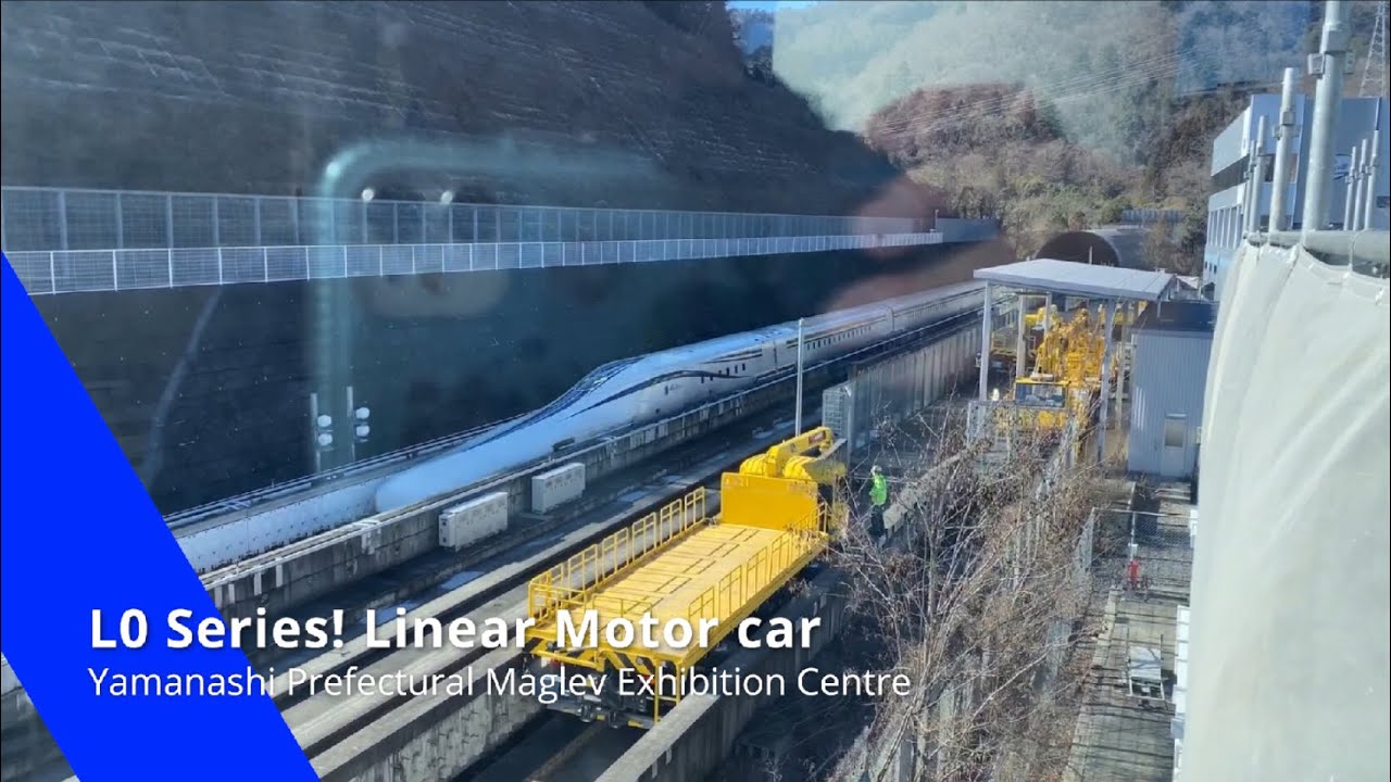 500 KM LO Series Maglev! Linear motor car at the Yamanashi Prefectural Maglev Exhibition Centre