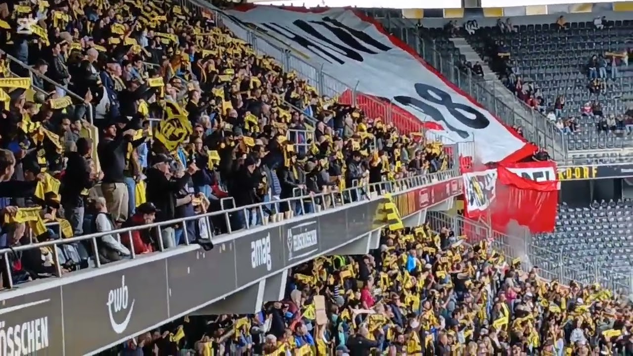 BSC Young Boys 4:2 FC Thun, Choreo, Pyros und Stimmung