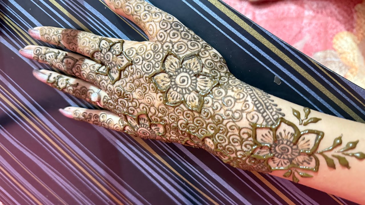 Live mehendi tutorial  #mehndiartist #mehendi #easymehndidesign #livemehndi #mehendi #henna ￼