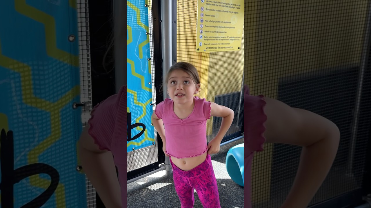 Girl Pink Skips School For McDonald&rsquo;s!