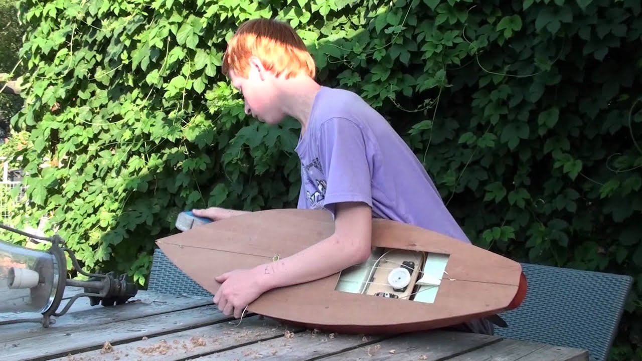 Building the Starlet Model Sailboat part 1/2 (HD)