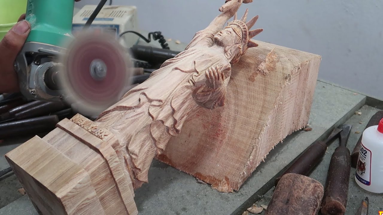 Wood Carving The Statue of Liberty - Make a Wooden statue of liberty - Wood Sculpture