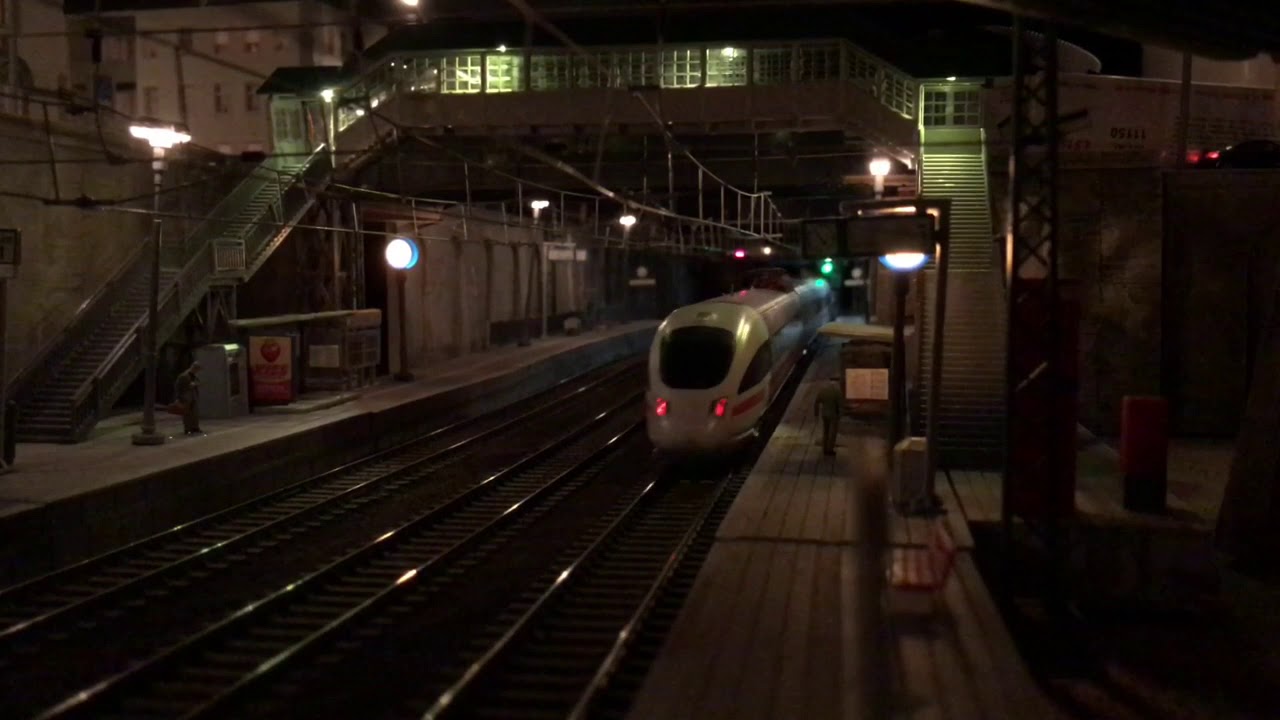 Evening S-Bahn Services On Modellbahn Schwarzberg