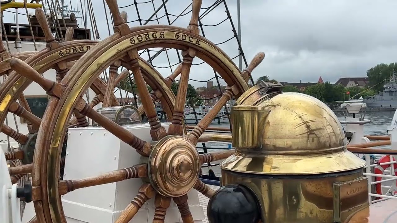 Open Ship GORCH FOCK Экскурсия по учебно-парусному кораблю на в...