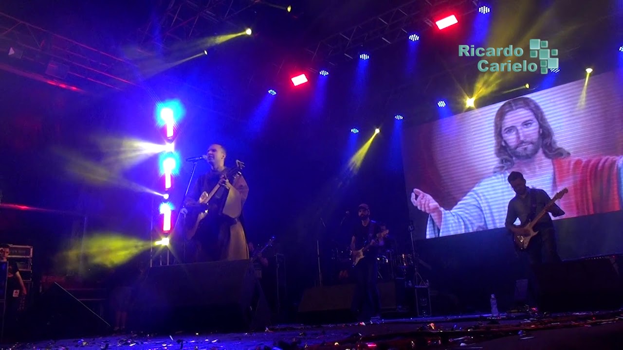 Frei Gilson canta: Eu te levantarei. Hallel Franca 2019