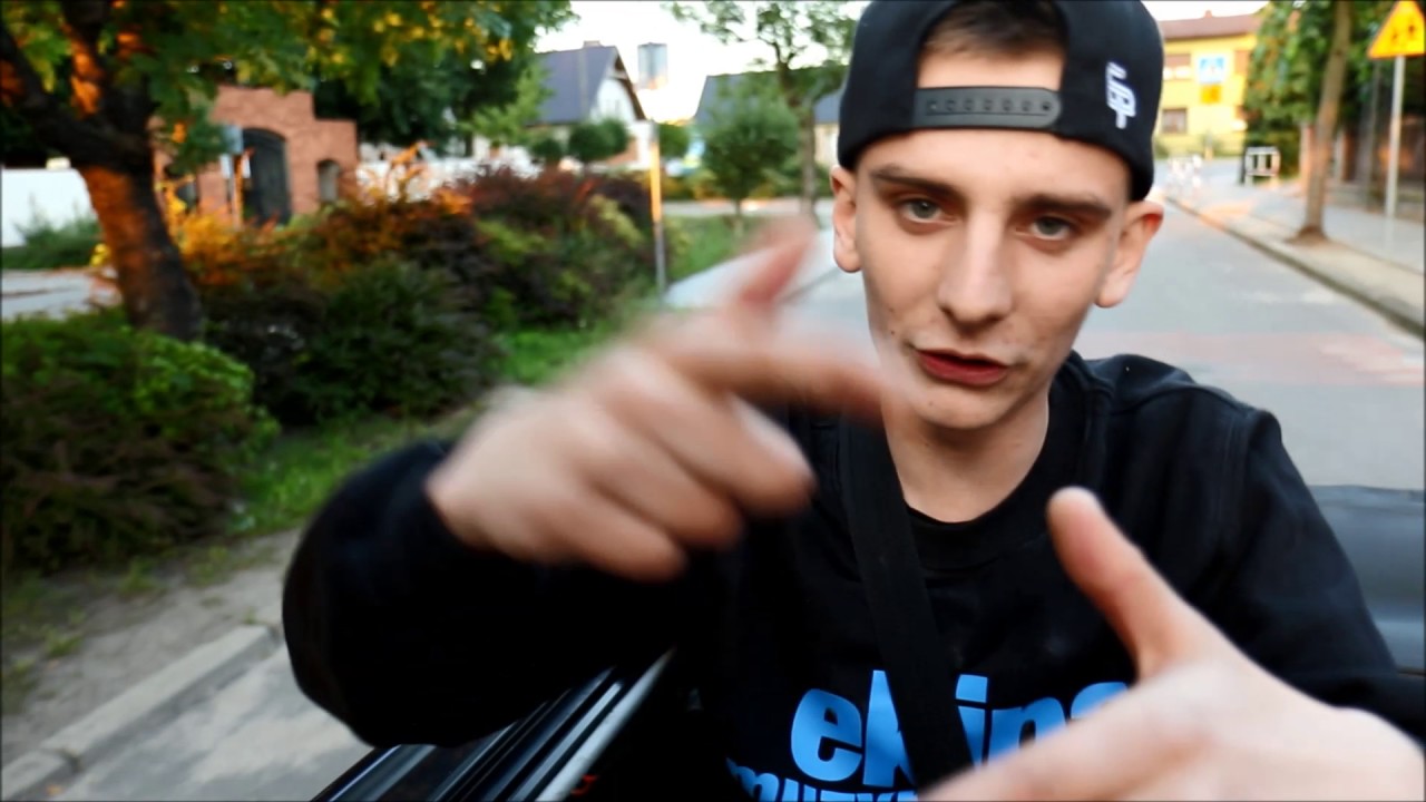 Majak - Absurd (Official Video)