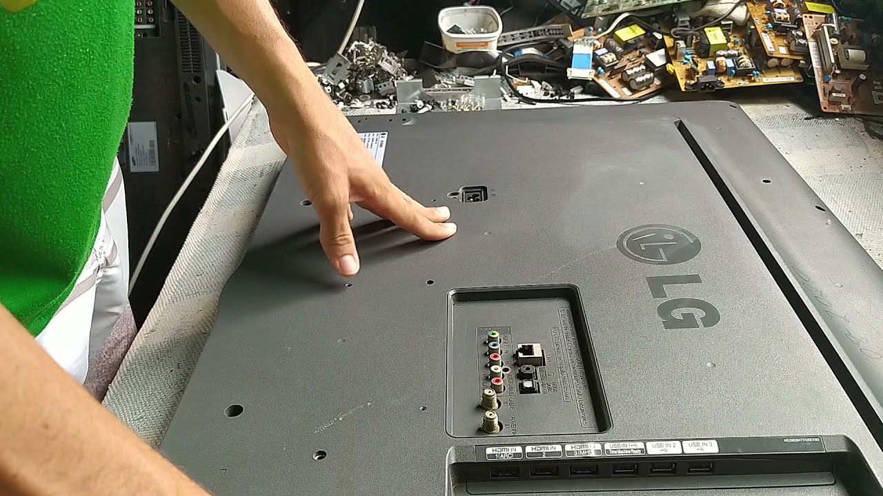 COMO DESMONTAR TV LG 42 POLEGADAS PARA TROCAR OS LEDS