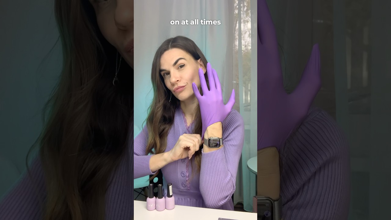 Почему она в перчатках, когда подпиливает?! #fallintoshorts #nails