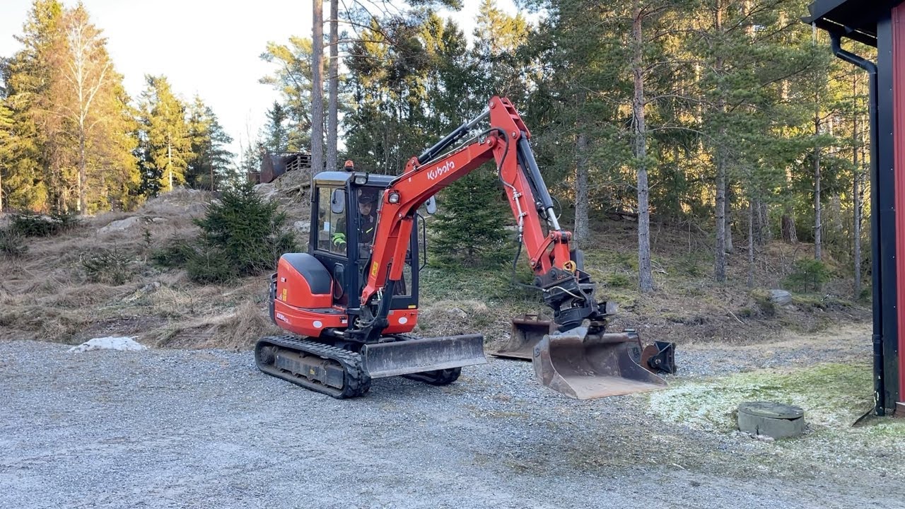 Köp Grävmaskin Kubota KX101-3a3 på Klaravik
