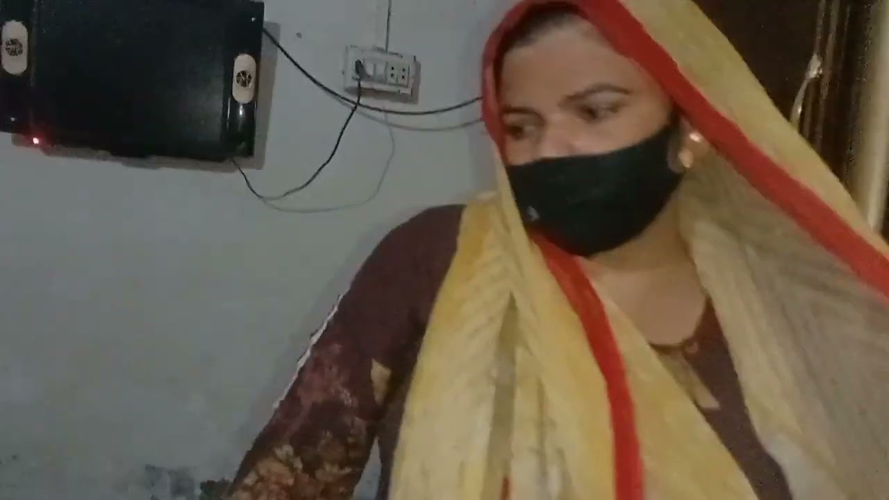 Srdi ka mosam agya is ley gram kpry nelka ley SADA Life velogs