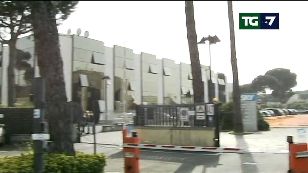 Diritti tv-calcio: si sospetta accordo Lega, Sky e Mediaset