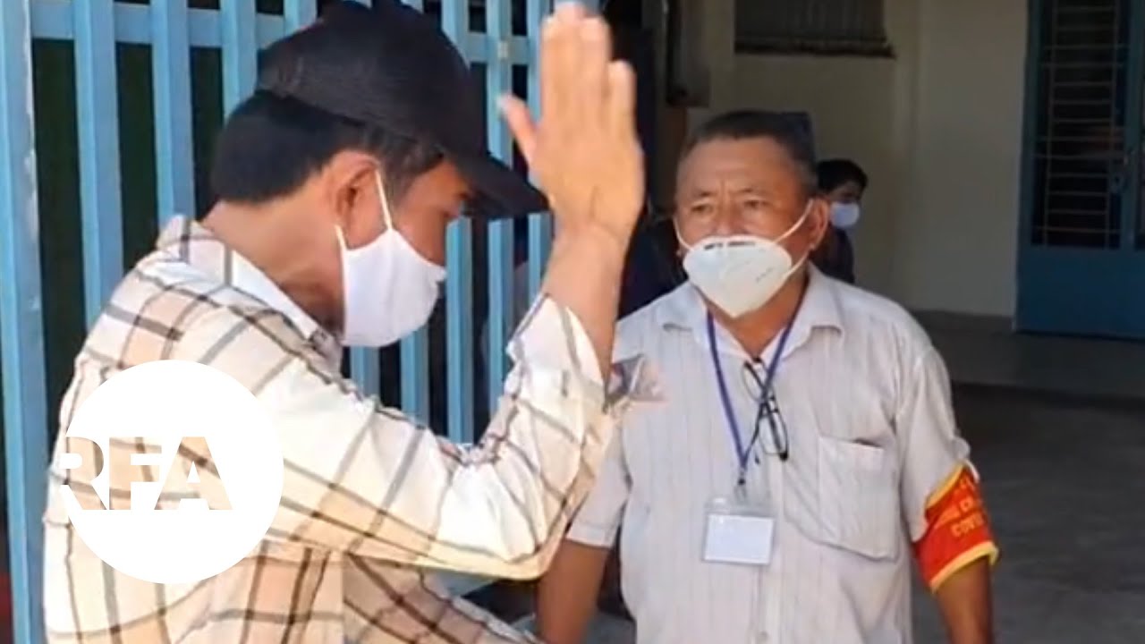 Tempers Flare in Vietnam as COVID-19 Lockdown Drags On
