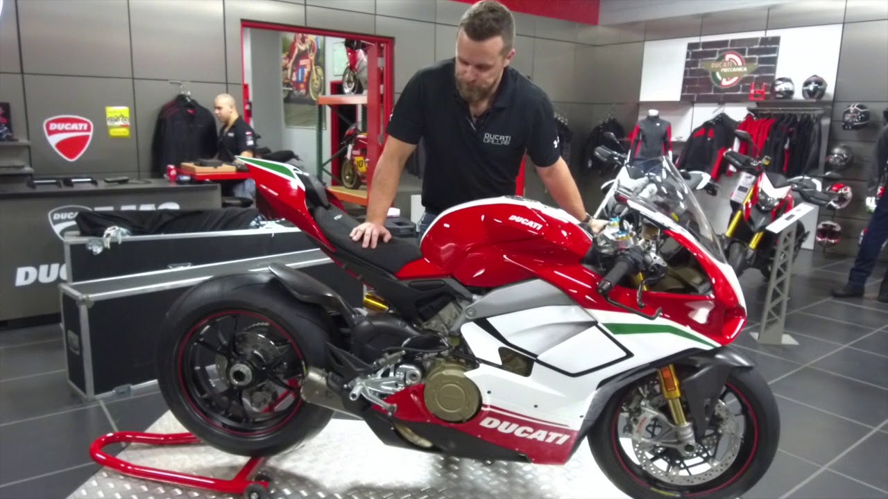 2018 Ducati Panigale V4 Speciale