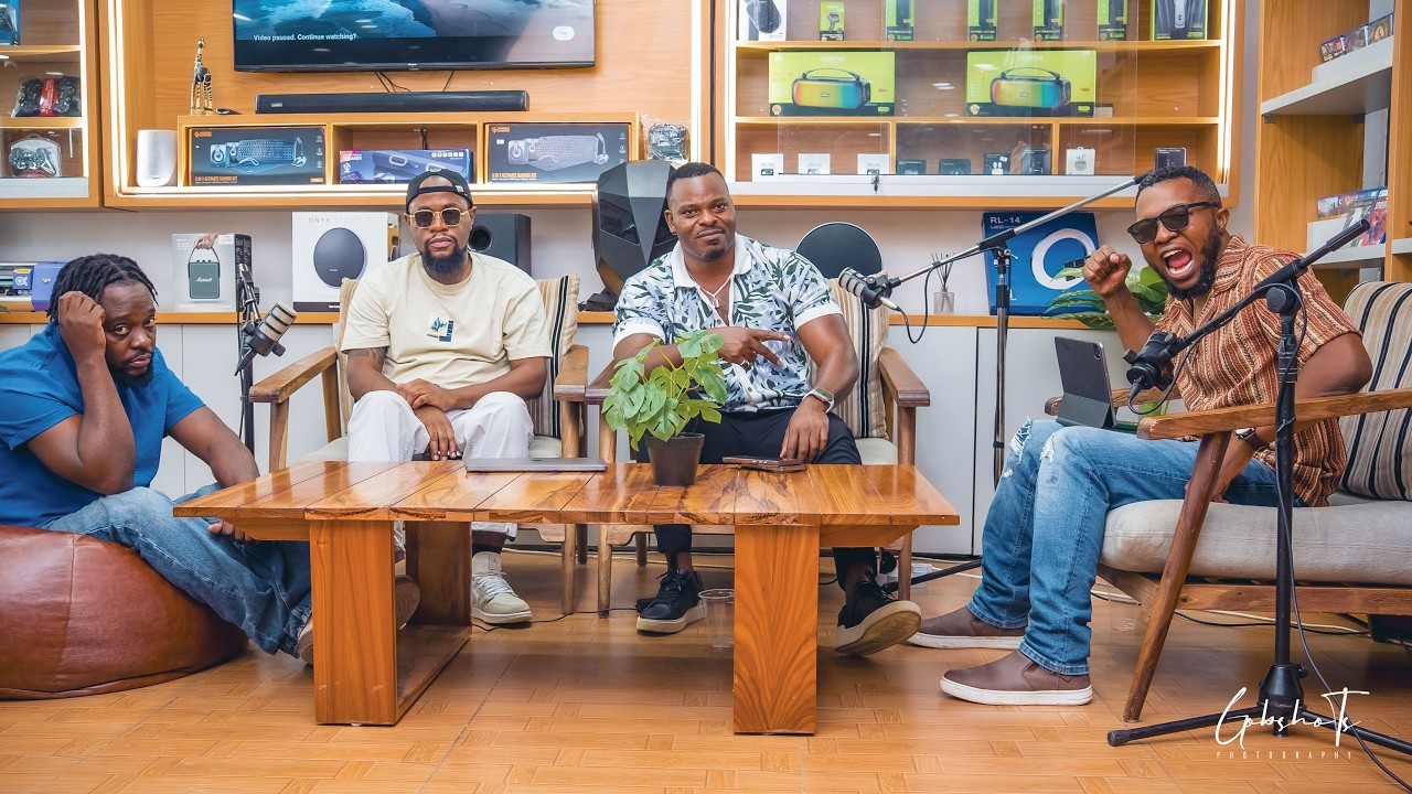 PODCAST YATU S02 |EP02 the boys are back, Valentines, students, birthdays gifts, church girls, etc