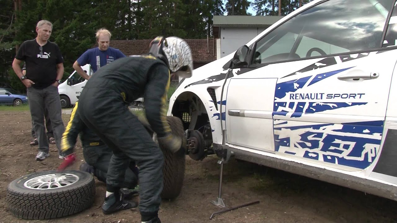 Mikko Pajunen matkalla Neste Oil Ralliin 2011