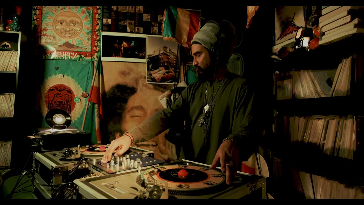 Higher Love 80's Pop Mix (26' V-Day Special) - Shashamani Sound(Ras G) - Vinyl Mix-ology Sess. Ep.35