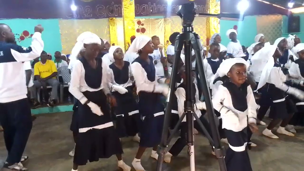 Prestations du groupe ecosa de pointe noire