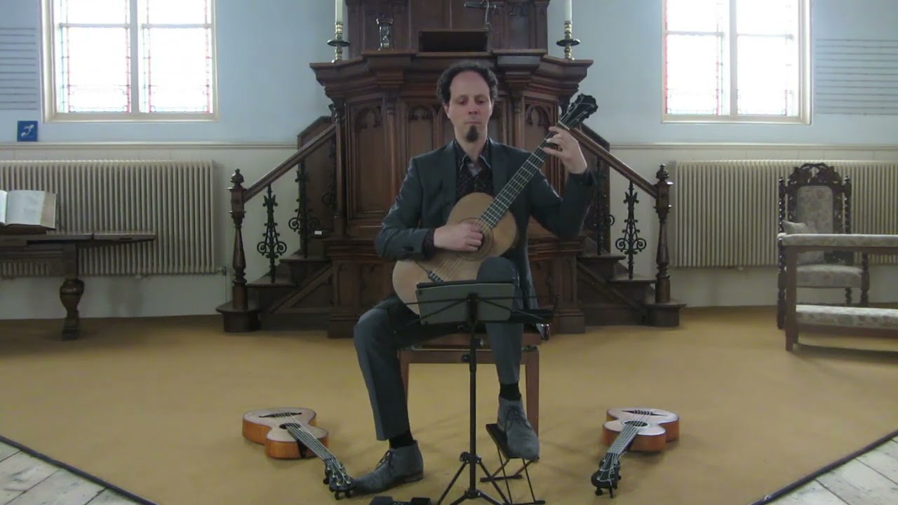Izhar Elias plays Gragnani's Fantaisie opus 5 (excerpt)