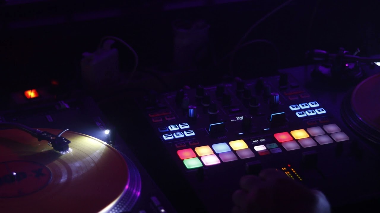 Techno Pop / BPM 130 / B Major