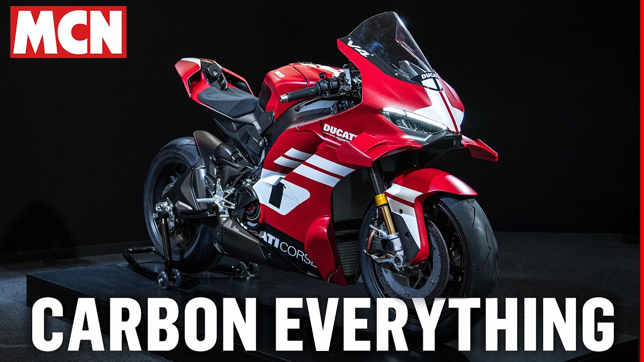 Новый Ducati Superleggera V4 Centenario обещает мощность 243,6 л.с. и вес 167 кг в трековой компл...