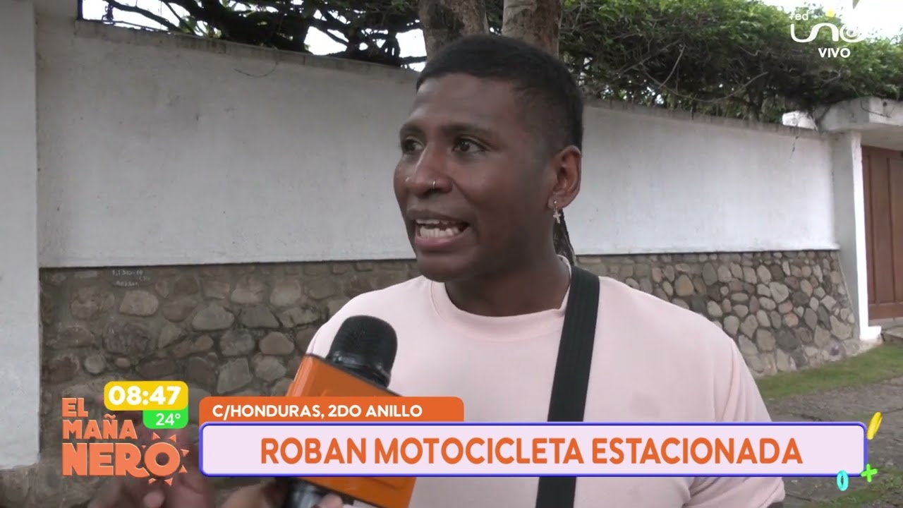 SCZ: Roban motocicleta estacionada