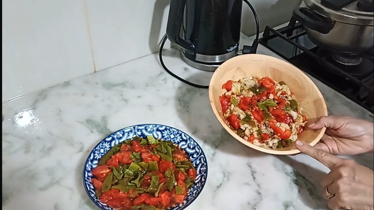 يوم قضيان و طبخ تنظيف الثلاجة وتنظيم الخضرة في الثلاجة 🥘👛🥕🍆🍅